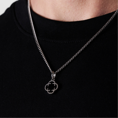Onyx Clover Stone Pendant (Silver)
