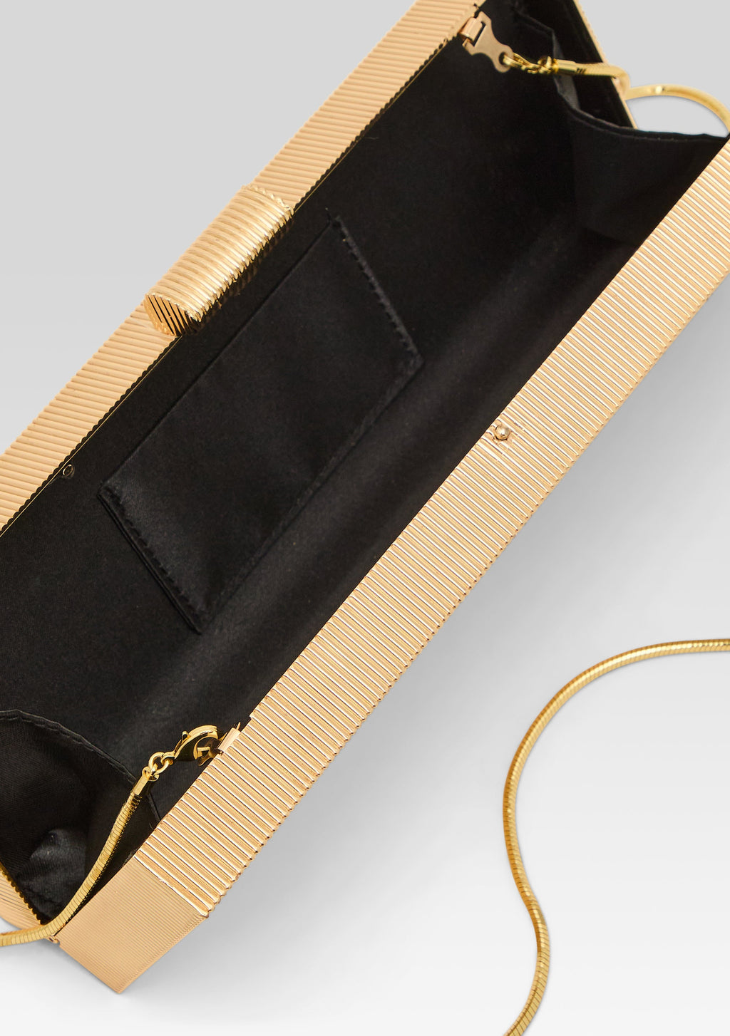 Amarita Clutch