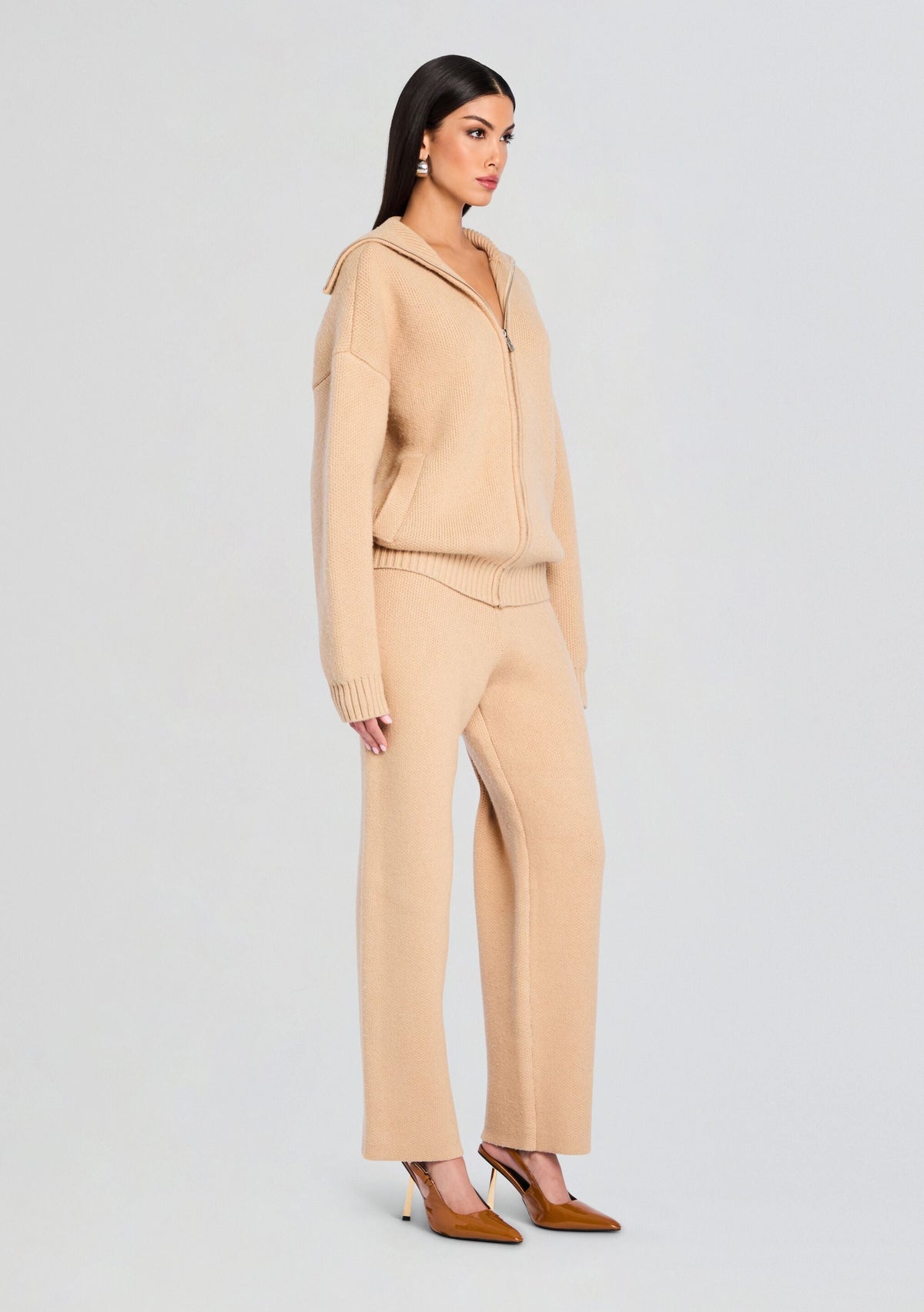 Amara Pant