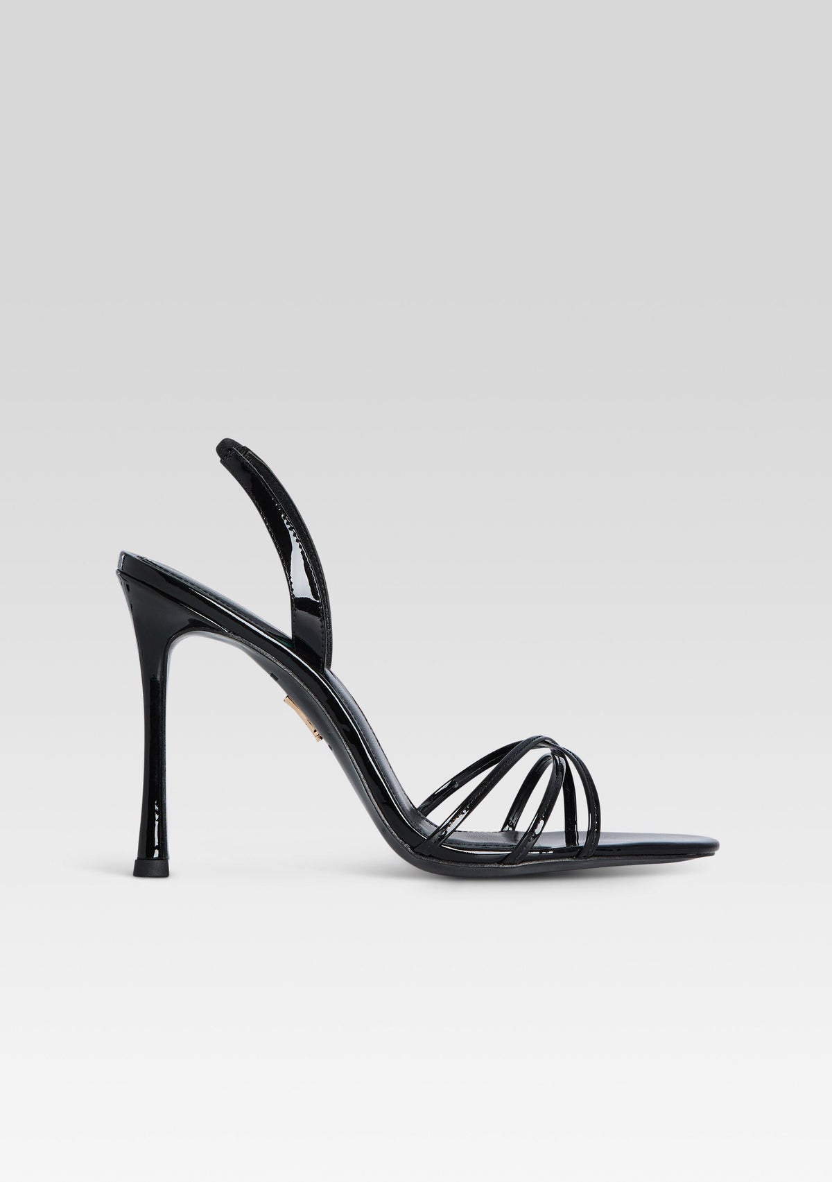 Anabel Sandal