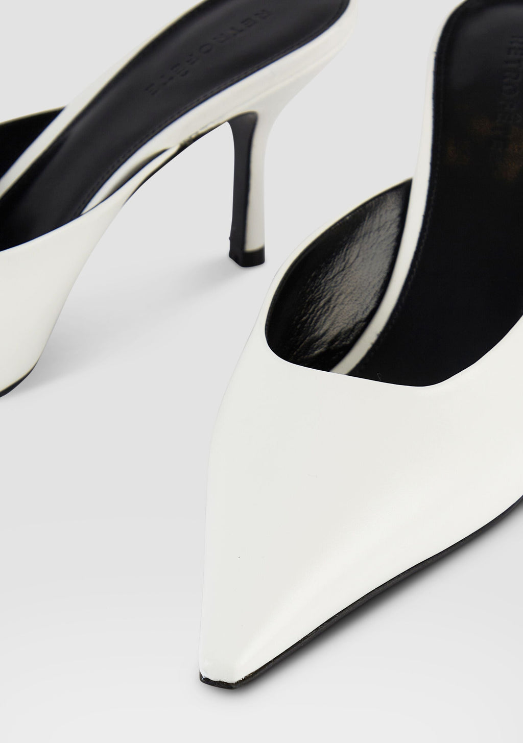 Daphne Leather Mule