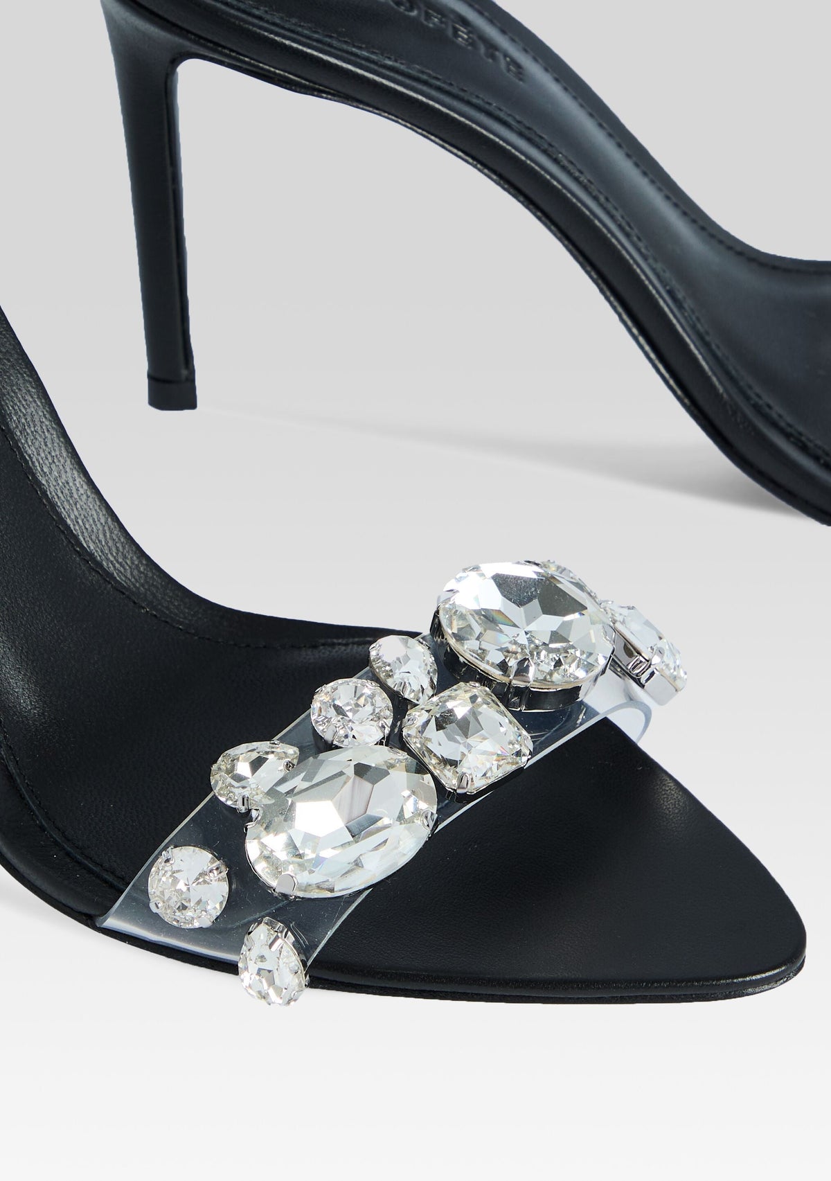 Hanna Gemstone Sandal