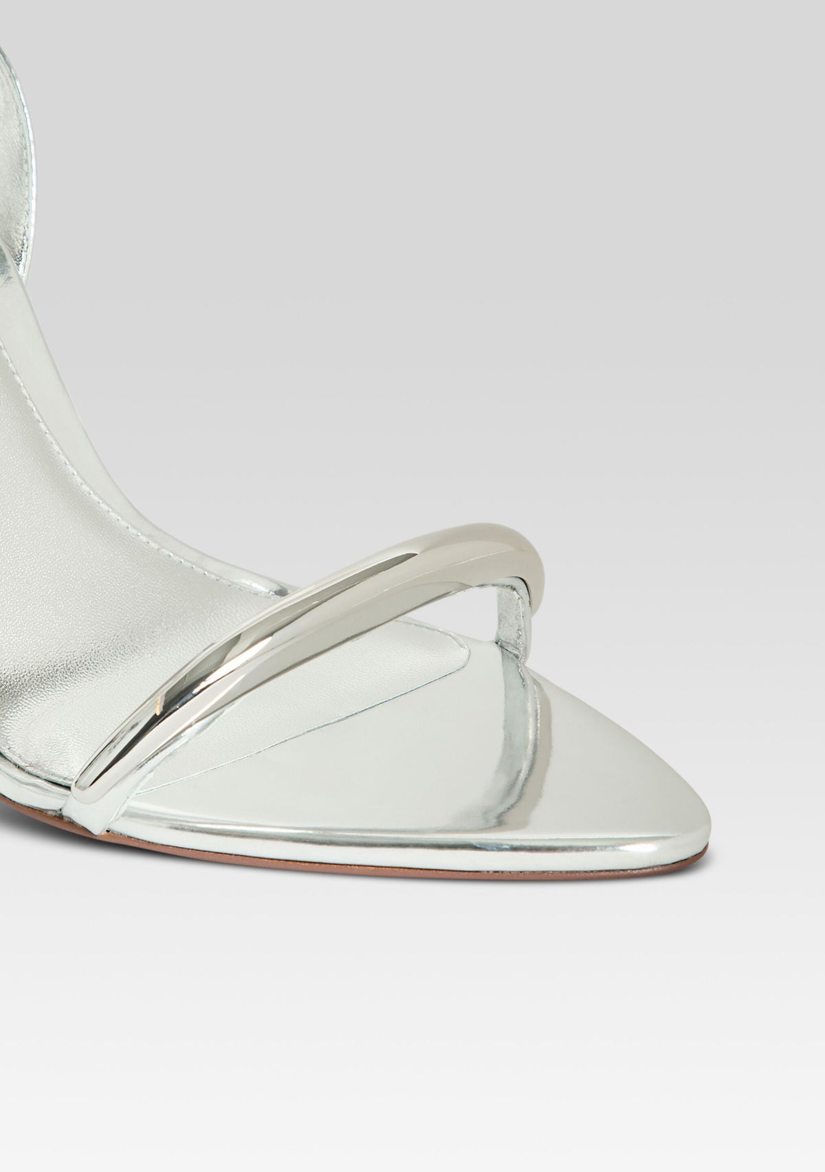 Nola Wedge