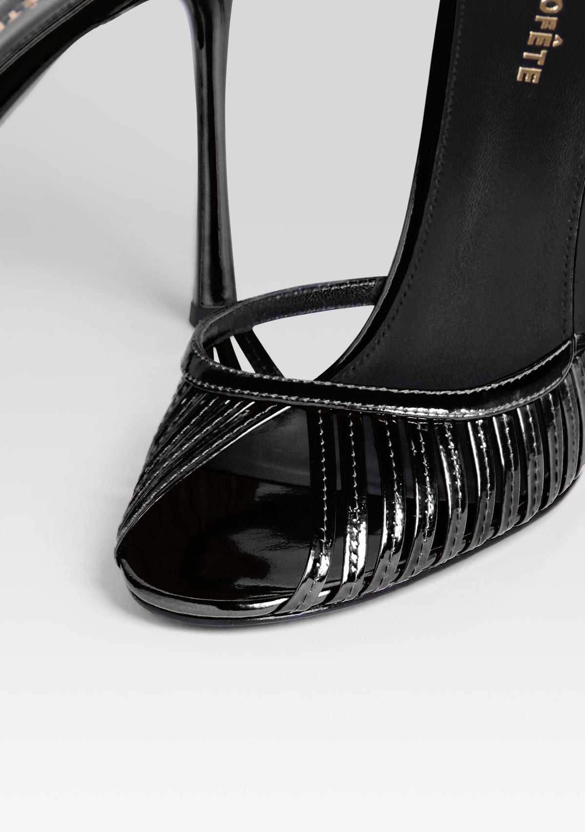 Allistair Sandal