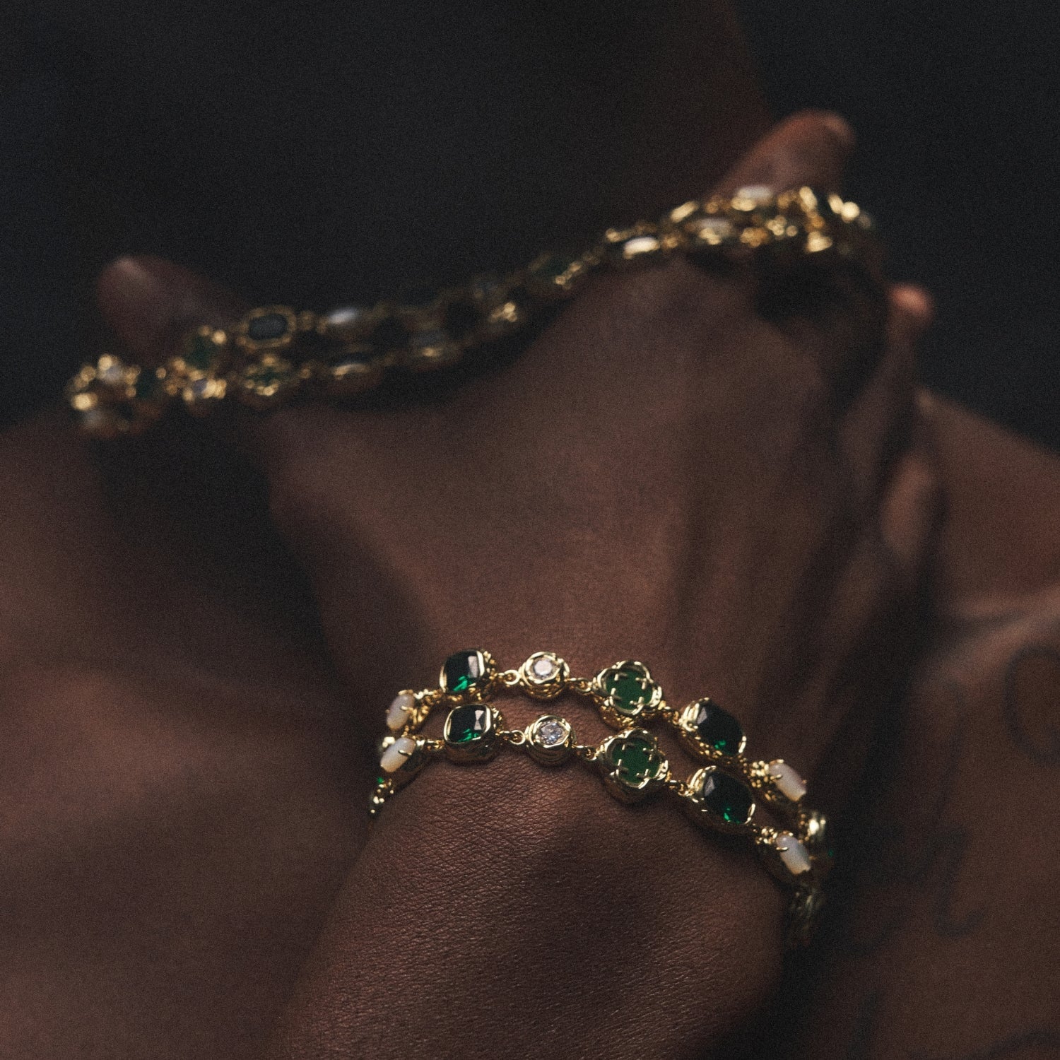 Melted Emerald Gemstone Bracelet (Gold)